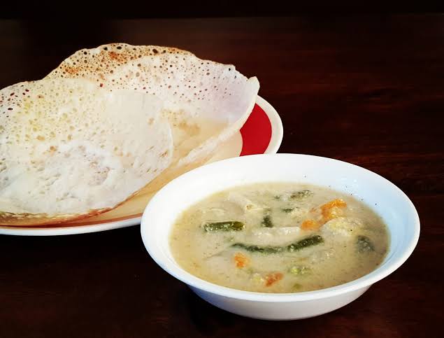 Kal appam and white veg kurma
